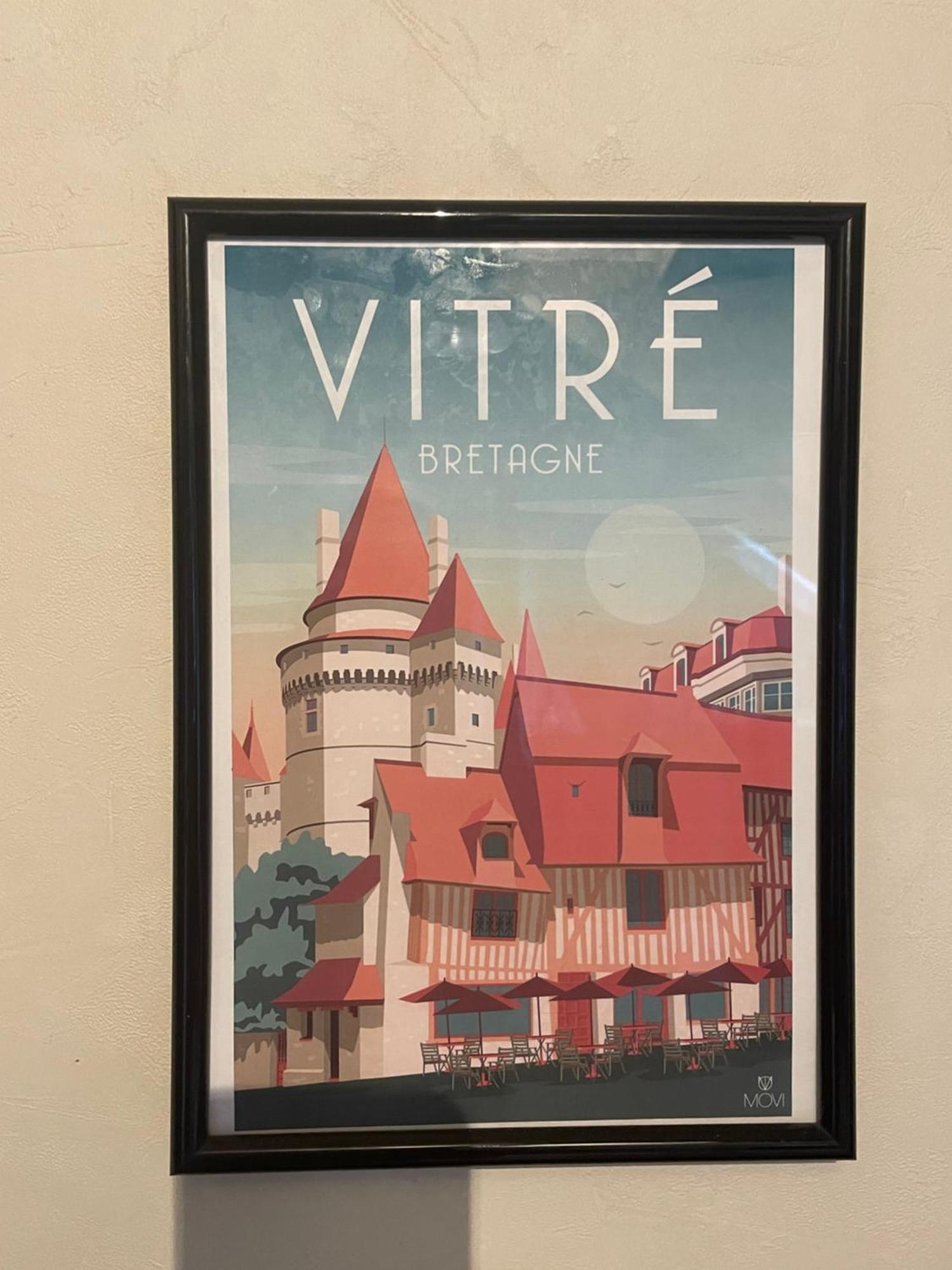 Studio Douillet Centre Vitre -Tout A Pied Luaran gambar